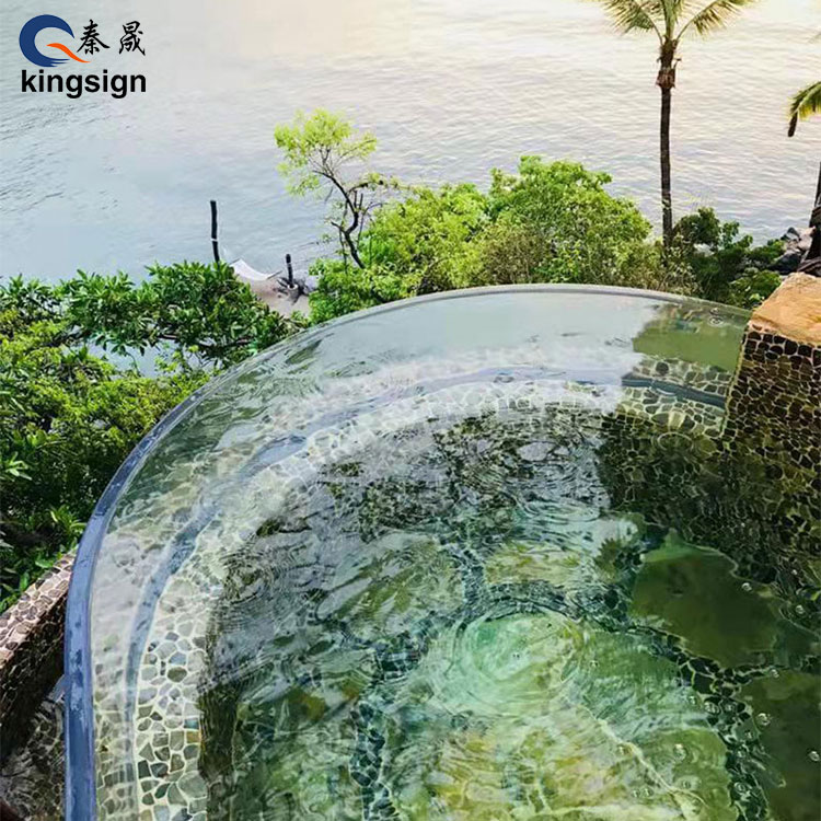 Hur poolfönster förvandlar pooldesign och säkerhet?